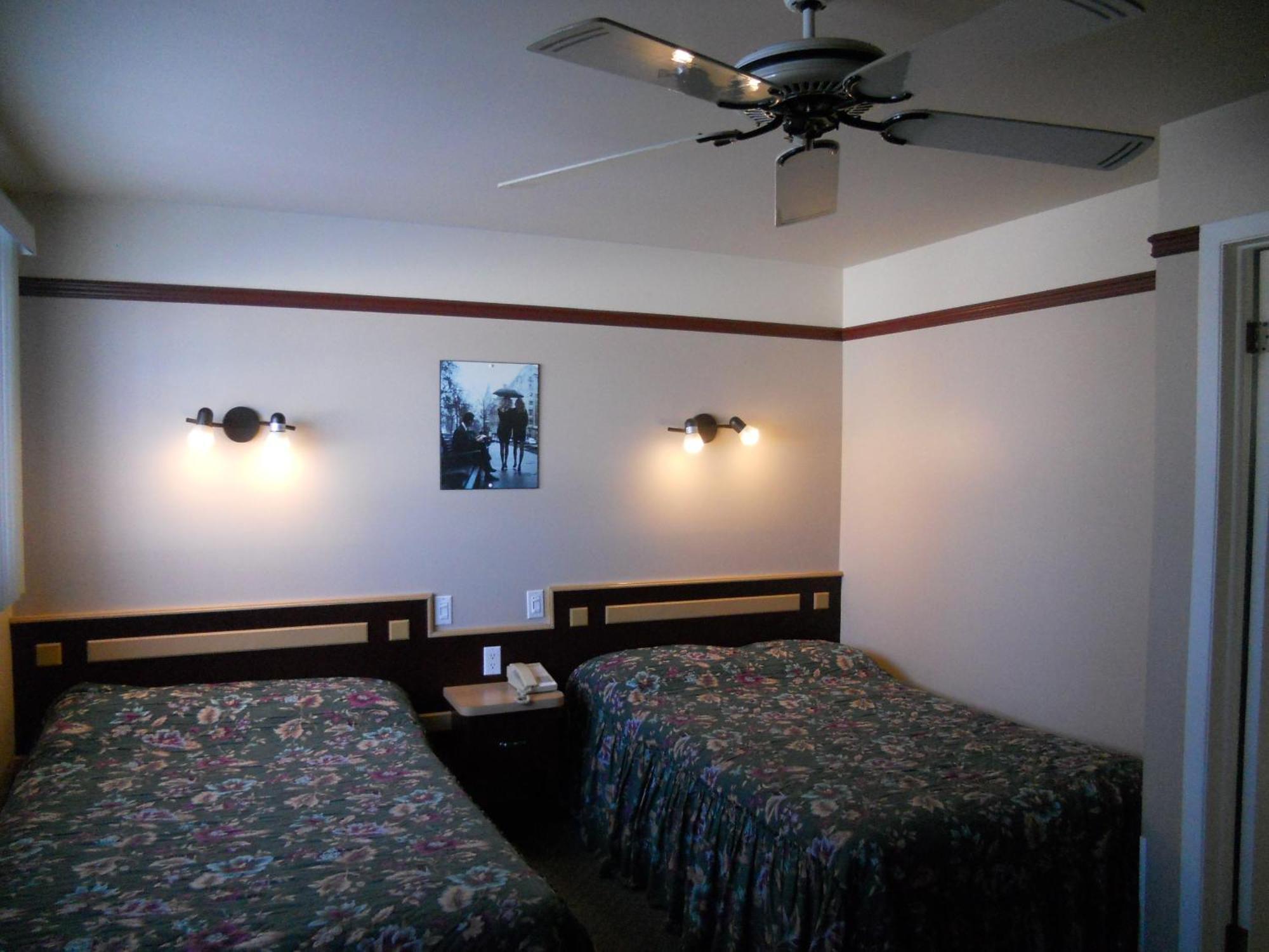 Motel Normandie Louiseville Exterior photo