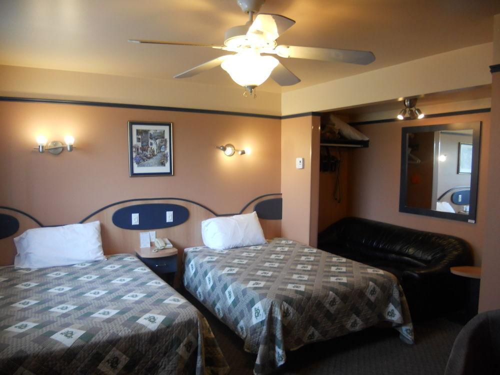 Motel Normandie Louiseville Exterior photo